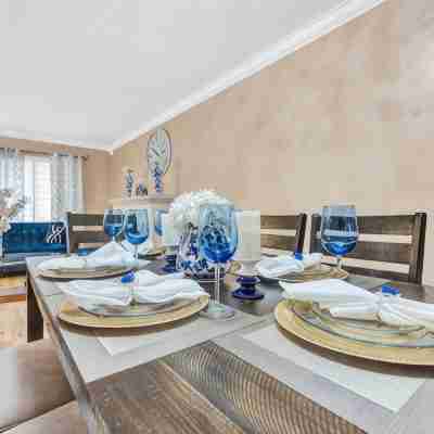 Forget your worries in this spacious and serene space. Dining/Meeting Rooms