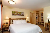 Adirondack Spruce Lodge