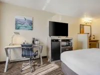Best Western Plus Peppertree Airport Inn - Airport Shuttle