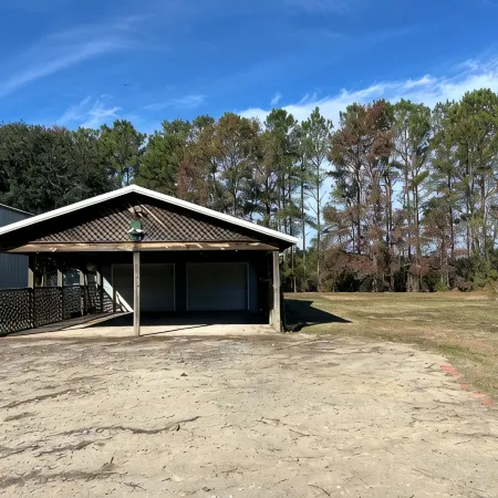FISHERMEN-Nice 3-bedroom house with boat parking WiFi and AC in Summerton
