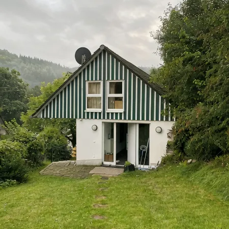 Cozy residential barn "Ewig" with garden & only 7 minutes walk to Lake Bigge