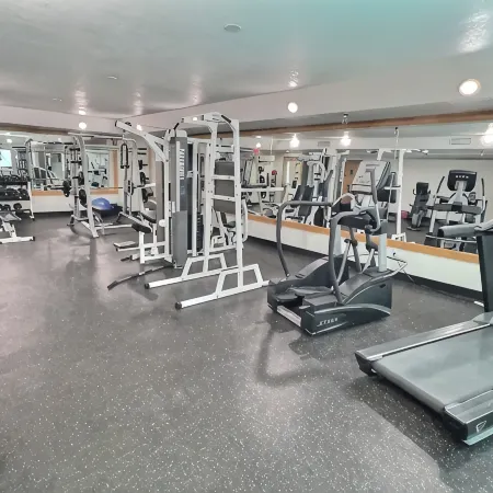 2BR Ski-In Ski-Out Condo with Desirable Amenities