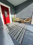 Sunny 5-bedroom Family Central Florida Getaway - AC, WiFi & Private Garden