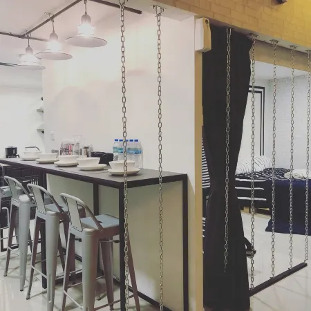 Escapade Prison Suites at Petaling Jaya Отели рядом с достопримечательностью «Торговый центр Evolve Concept Mall»