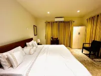 Ceylon Kingsmen Garden Hotel - Katunayake - balcony