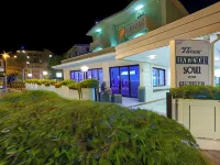هوتل نوفو بيلفيدير Hotels near سان جوليانو