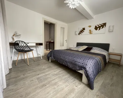Le Storky, cosy gite in an Alsatian house in the center of Eguisheim Hotels in Eguisheim