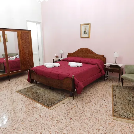 Large apartment for exclusive use on the sea