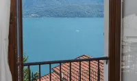 A window over Lake Como - stone cottage with amazing view and private garden - 무료 와이파이