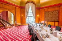 Adelphi hotel - breakfast