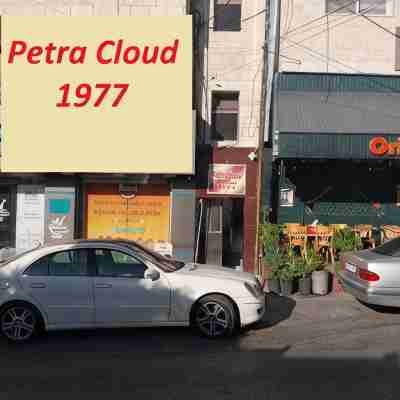 Petra Cloud 1977 Hotel Exterior