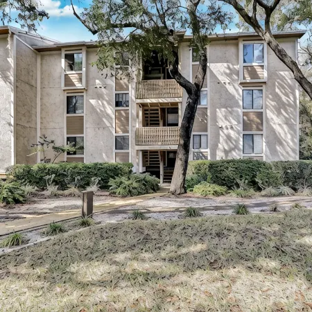 2 Bedroom/2 Bath Condo on 1ST FLOOR AMELIA LANDINGS