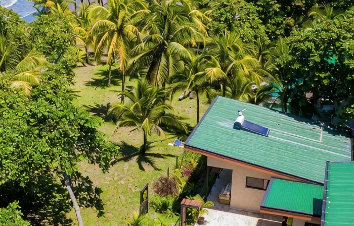 Beachfrontgem Perfect for Large Family Gatherings, Reunions, Book Now and Save