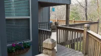 River Tubing, Hot Tub, Golfcourse, Pool, Pet Friendly, Helen, Innsbruck, - 샬레 호텔