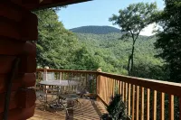 Mountain View -  Hot Tub - Mountain View Sleeps 6 -  Dog / Pet Friendly - - Mountain view
