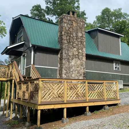 Cozy Cabin/Home with Pool Table 5 minutes from Chickamauga Lake