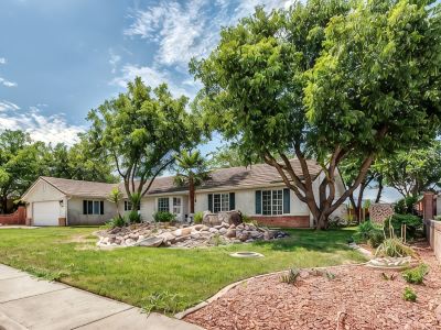 Private Pool 4BR 3BA Home Near Zion with 2 master suites. Very clean and Private