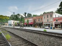 CHARMING Saluda on My Mind – 2min Walk to Downtown サルーダのホテル