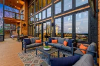 Wonderstruck Cabin-Huge Lake Views-5000Sqft-Gameroom-Playset-HTub-Hike to River - Chalets