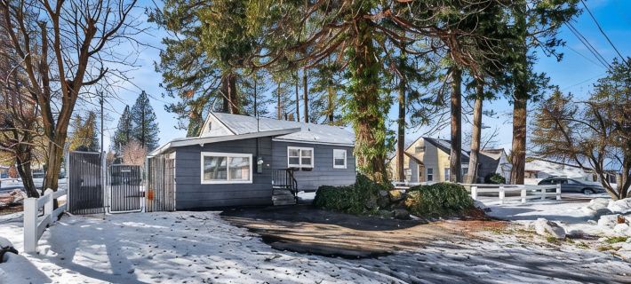 Burney Falls Bungalow - Comfy Atmosphere - Great Location! Ξενοδοχεία στην πόλη Shasta County