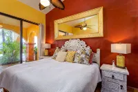 Beachfront Estate Sleeps 12! Walk Everywhere in Los Barriles with Pool & Spa - balcony