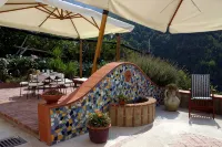 La Vigna - comfortable loft with outdoor hot tub surrounded by lemon gardens