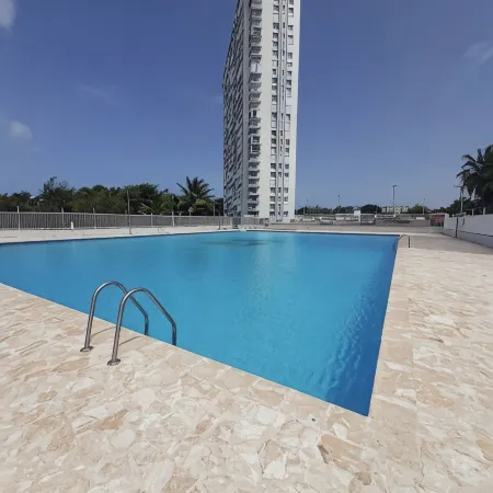 Aqua Salada Window 27 Ocean/Marina View with POOL- 5 min from beach