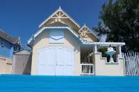 Romantic Oceanfront Villa near Crane Resort    Lovebirds Special Hotels in 