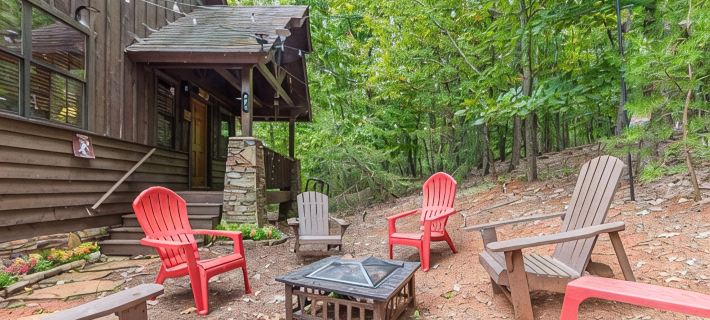 1 Night Stays Available . Helen Water Tubing 10 Min Drive. Hotels in White County