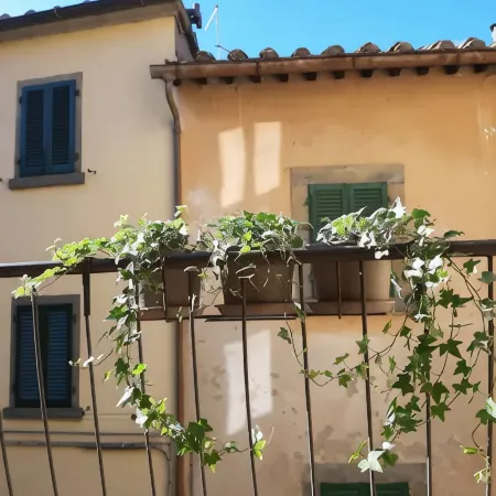 Cortona Shabby Chic House<br>(Independent & balcony)