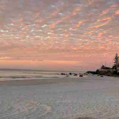 Coolangatta, Gold Coast unit walk to beach & shops Fitness & Recreational Facilities