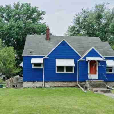Chic House PC - Updated 3 Bedr close to downtown Hotel Exterior