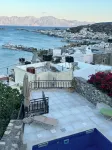 Villa Mavrikiano Has Breathtaking View of the Sea and Mountains + Private Pool. - Huvilat