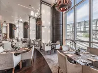 Swissôtel Krasnye Holmi Hotels near Halal