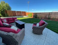 Family Retreat: 3 Kings, Hot Tub, Pets Welcome! - บังกะโล