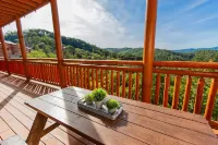 InCabinHeatedPool-JACUZZI-KingBeds- EV Charger - Sleeps20 Aracade EV3 - プライペートプール