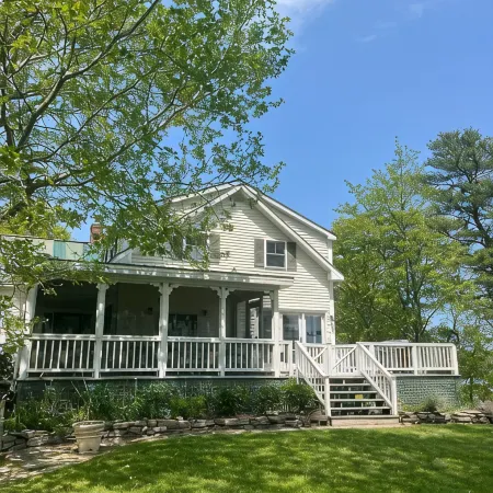 Maine waterfront home, with hot tub and dock access, 1 mile from downtown Bath