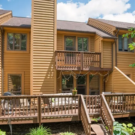 Cozy, Beautifully Furnished Condo 10 Minutes to Ski Resorts