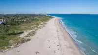 SOUTH BEACH's Closest Home • AQUA COTTAGE • Comfy Cozy Fun Seaside Vero Beach