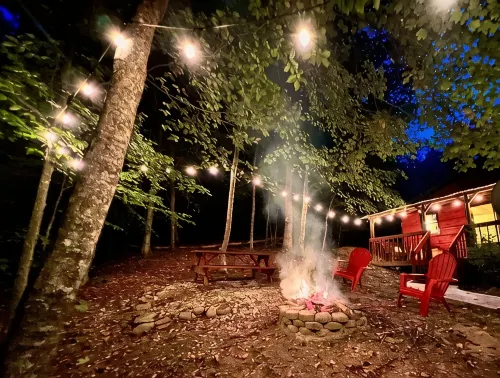Cozy cabin getaway close to hiking, skiing, sightseeing, and Bristol!