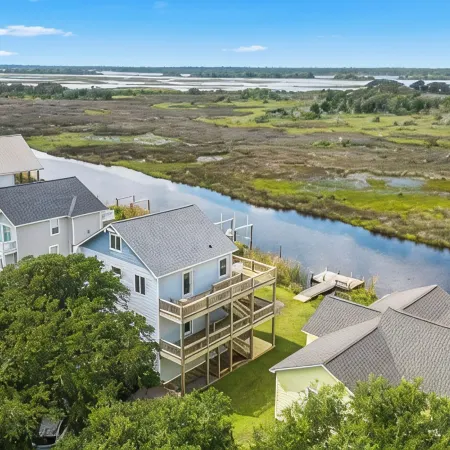 Soundfront, private dock, neighborhood pool, beach access, and tennis, Sunsets