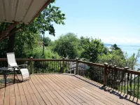 Waterfront Vashon Home with Amazing View Hotels in Vashon