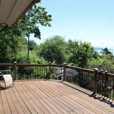 Waterfront Vashon Home with Amazing View