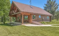 Lake Winnebago waterfront 3 bedroom Log home on a private lot with a great view! - Wifi