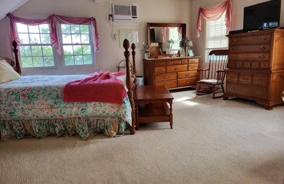 'Saltbox Cape Cod' 精美水景度假屋 共三層