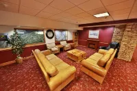 Mountain Condo on Bus Line, Walkable to Downtown. - 4-Star