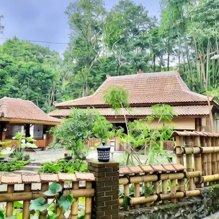 TwoSpaces Living at Pondok Pakde, Jogja Hotels in Pakem
