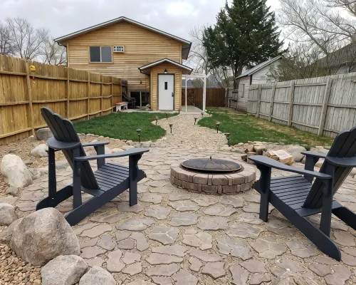1 Bdrm, Duplex, Pup Friendly, Private Fenced in Yard, No Pet Fee! Hotels in Brule County