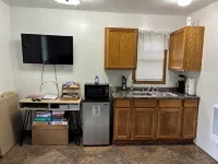 "Beachy Bungalow" cottage in  Harbor Beach - Perfect getaway spot