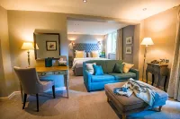 CBH Holdsworth House Hotel and Restaurant  호텔